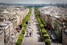 Les Champs-Elysées